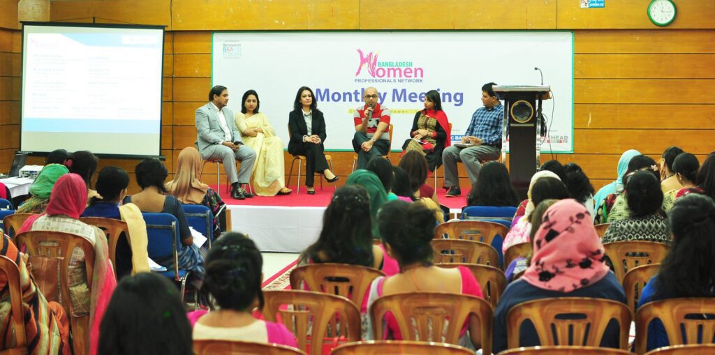 Read more about the article Mentorship for the Next Professional Female Leaders
