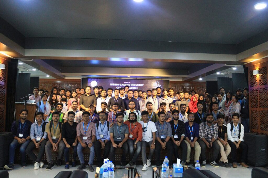 You are currently viewing Rising Gaming Industry in Bangladesh