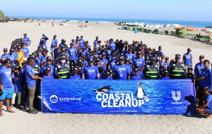 Read more about the article Unilever Bangladesh and Kewkradong Bangladesh organized coastal cleanup at Saint Martin Island